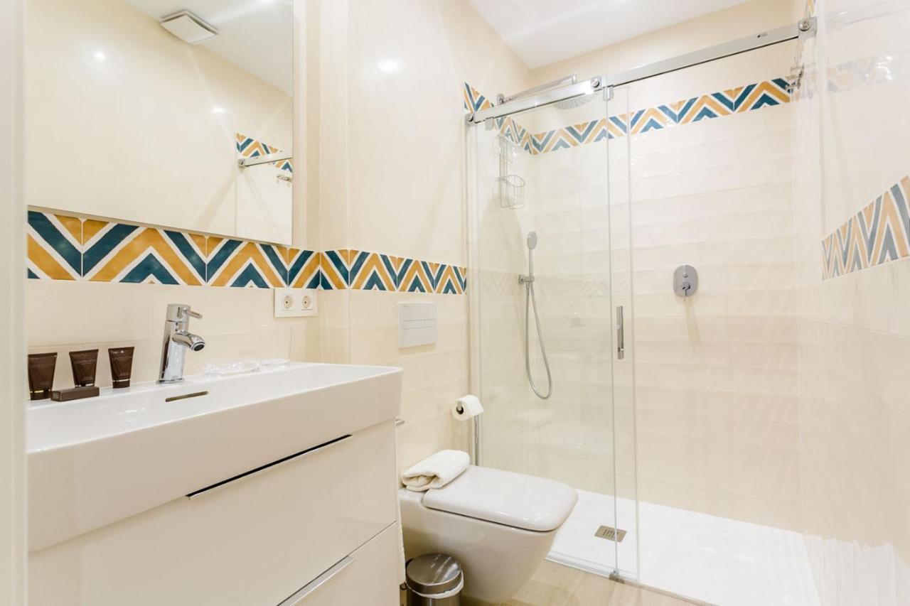 Espectacular Casa De 6 Dormitorios, 7 Banos Y 2 Terrazas Севилья Экстерьер фото